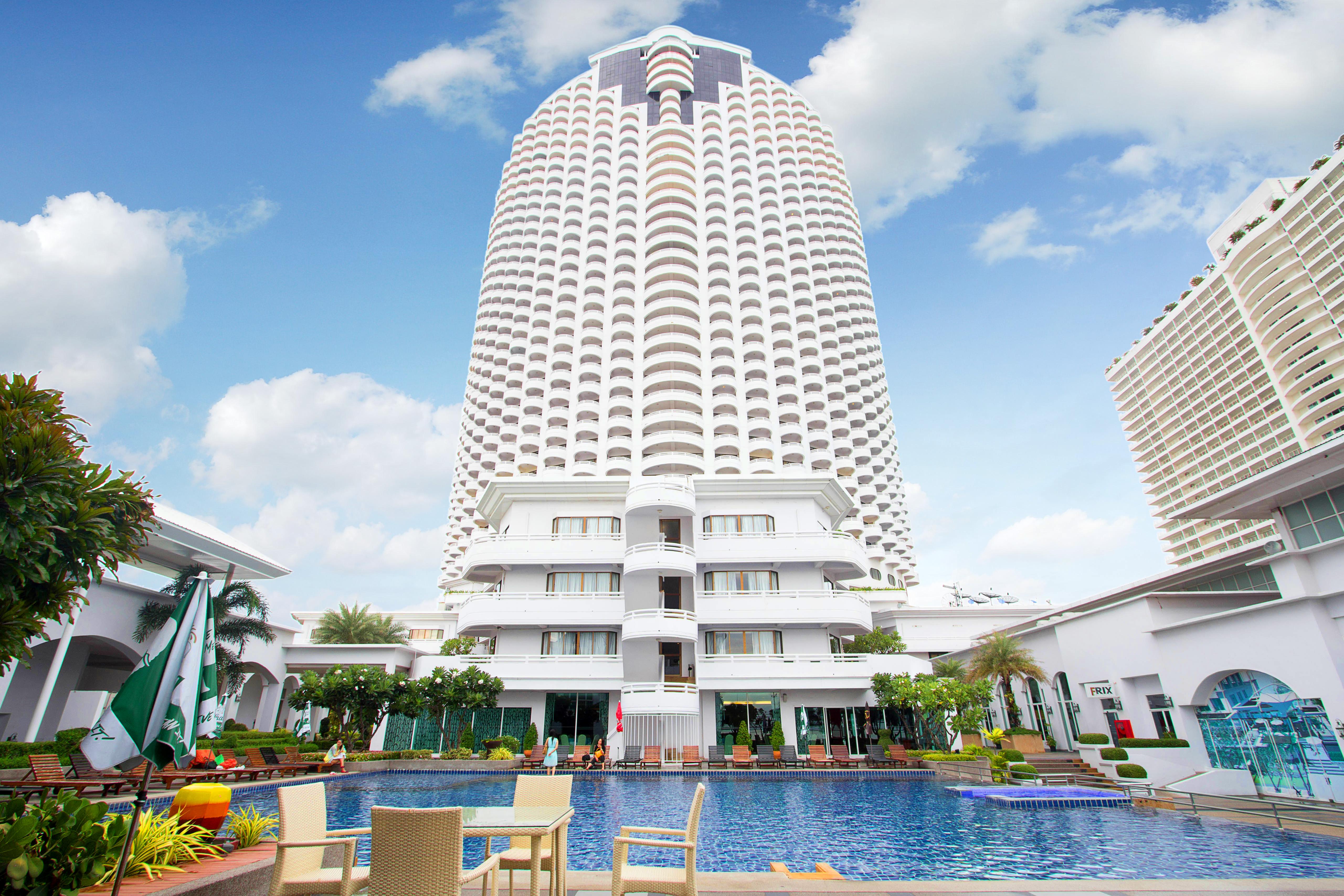 D Varee Jomtien Beach, Pattaya Praia de Jomtien Exterior foto Royal Paragon Hotel