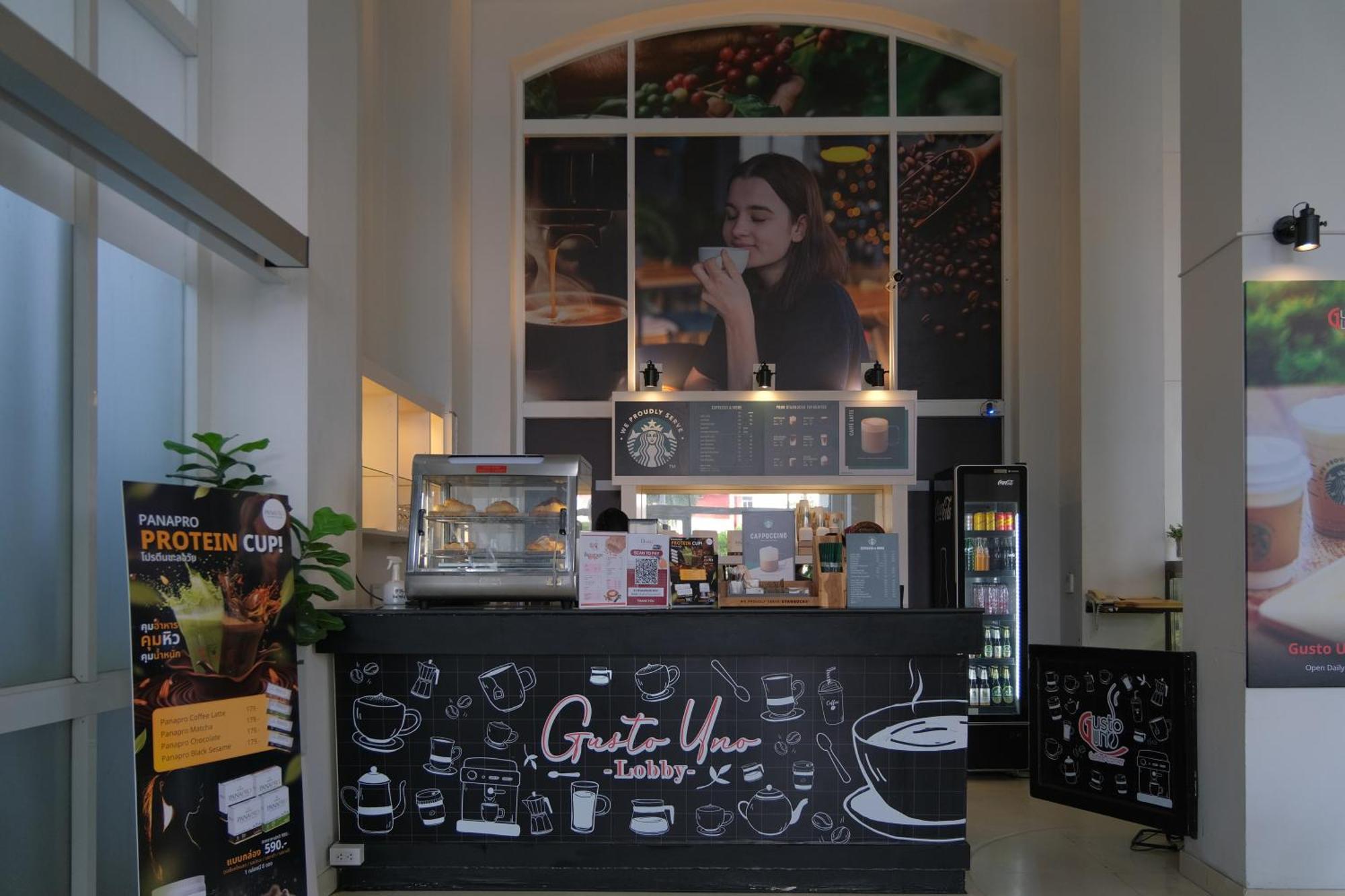 D Varee Jomtien Beach, Pattaya Praia de Jomtien Exterior foto A coffee shop in the airport